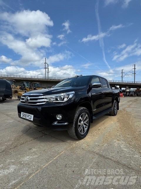 Toyota Hilux 픽업/드롭사이드