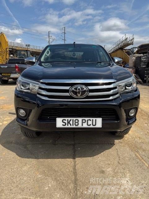 Toyota Hilux 픽업/드롭사이드