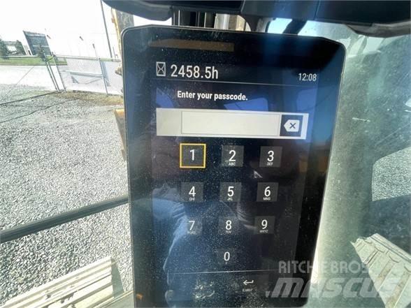 CAT 320 대형 굴삭기 29톤 이상