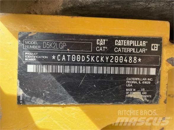CAT D5K2 LGP 크롤러 도저