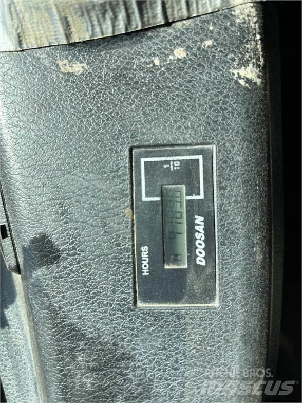 Doosan DL300  휠로우더