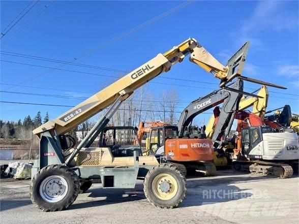 Gehl RS8-42 텔러 핸들러