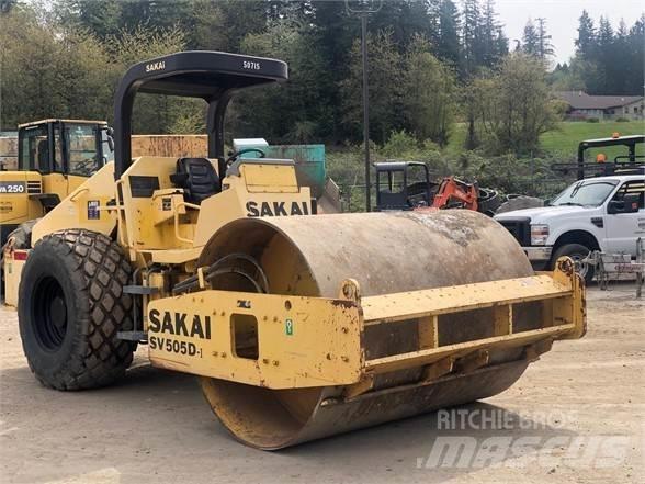 Sakai SV505 싱글 드럼 롤러