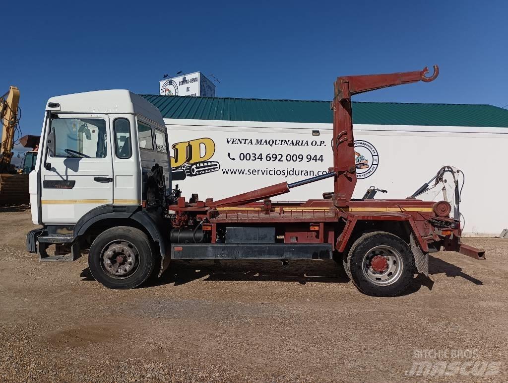 Renault M 210 새시 운전실 트럭