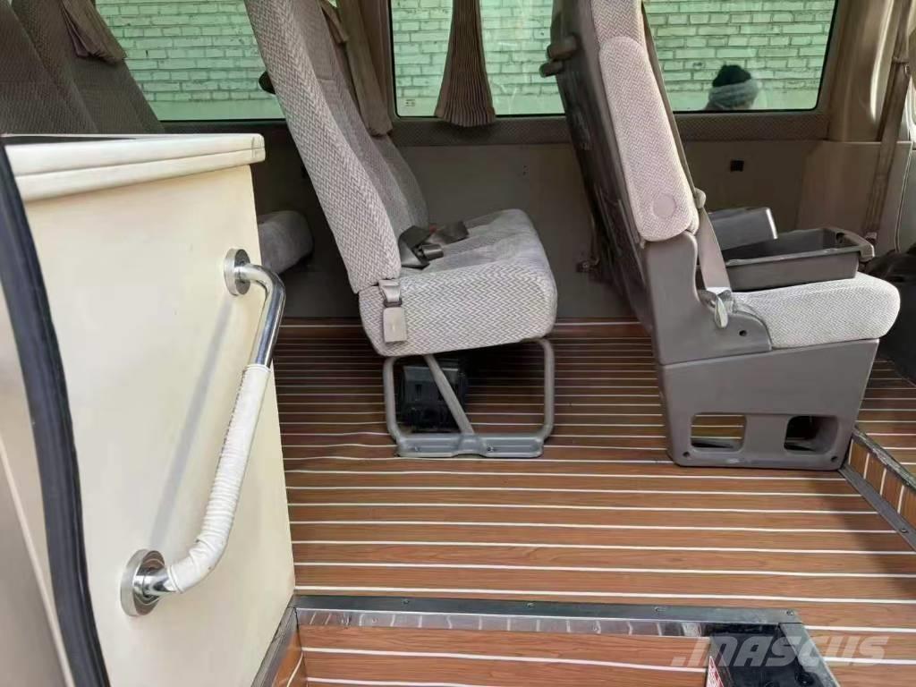 Toyota Coaster Bus 미니 버스