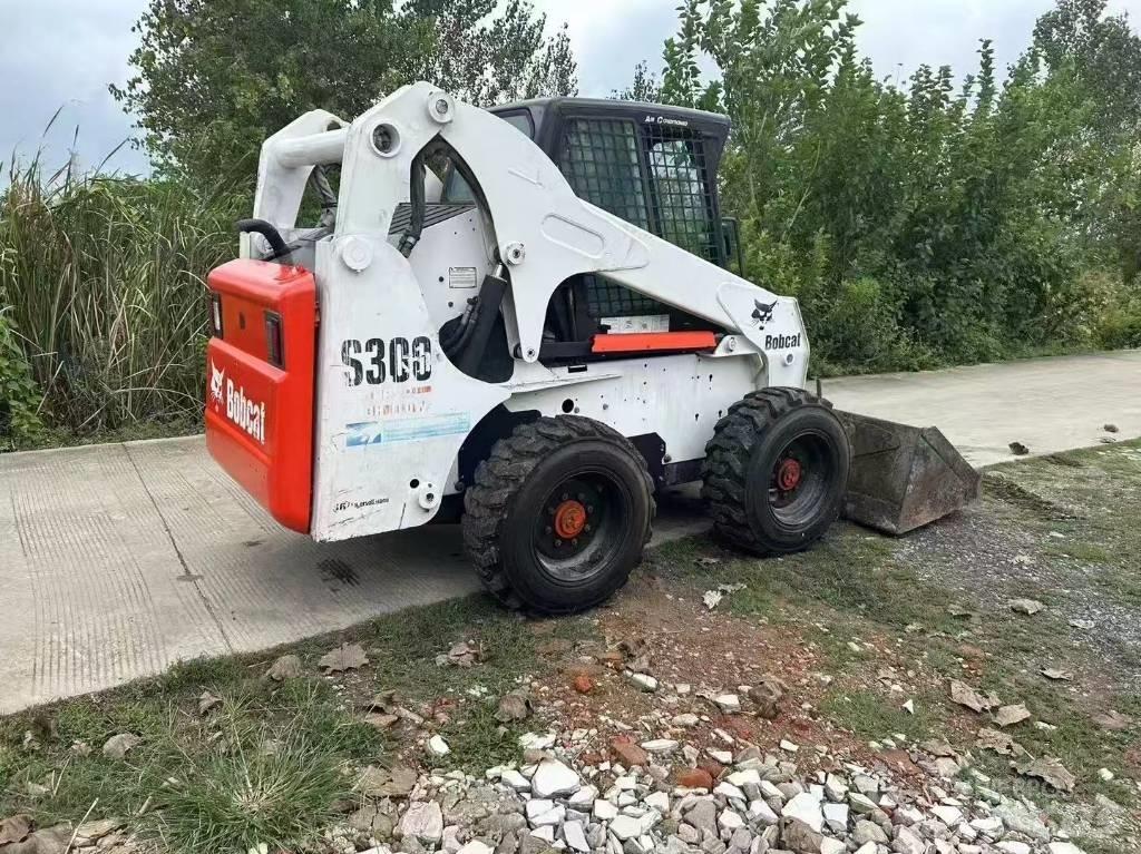 Bobcat S 300  스키드로더