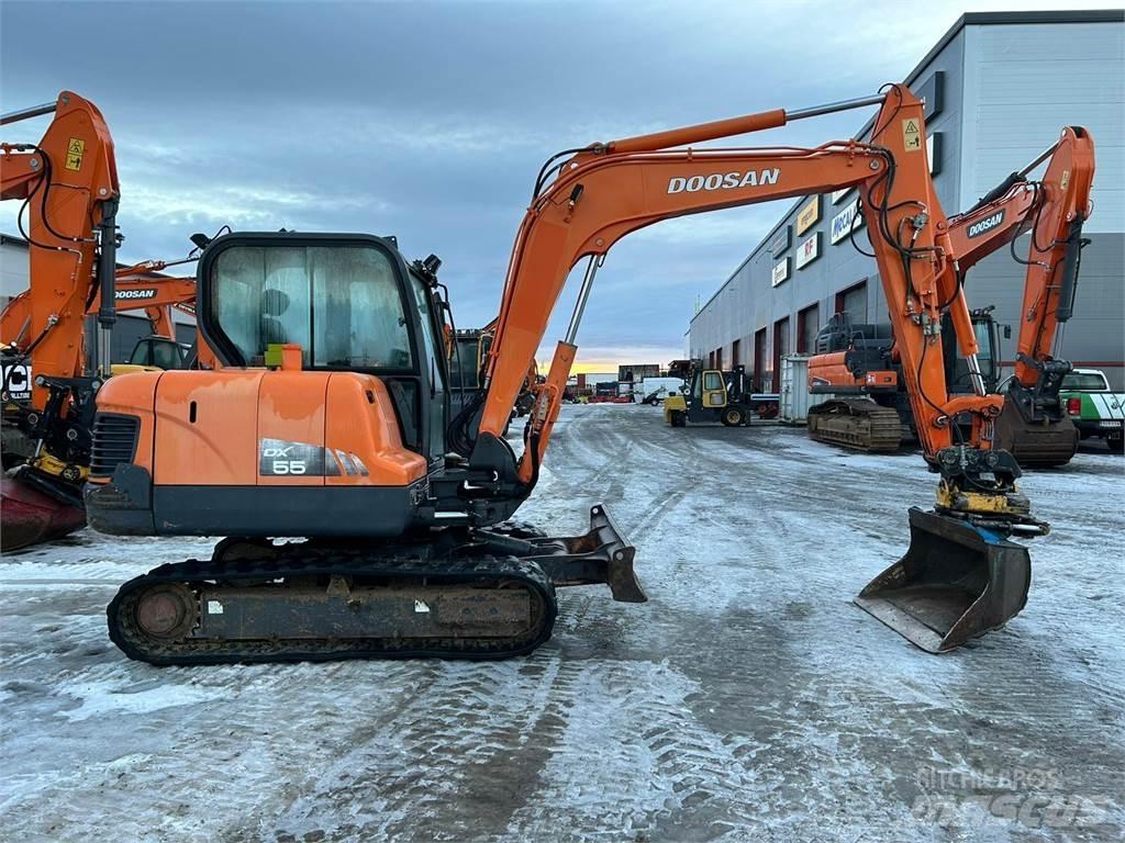 Doosan dx55 소형 굴삭기 7톤 미만