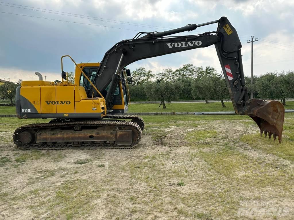 Volvo EC 140 B 대형 굴삭기 29톤 이상
