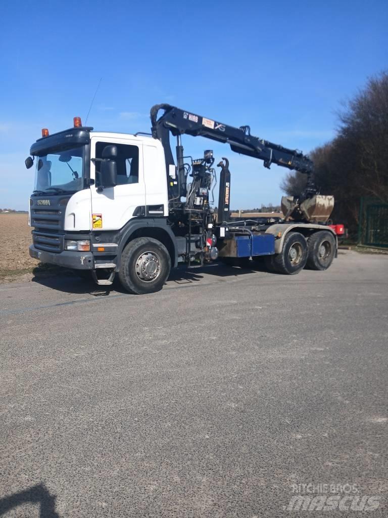 Scania P 400 훅 리프트 트럭
