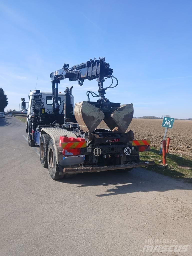 Scania P 400 훅 리프트 트럭