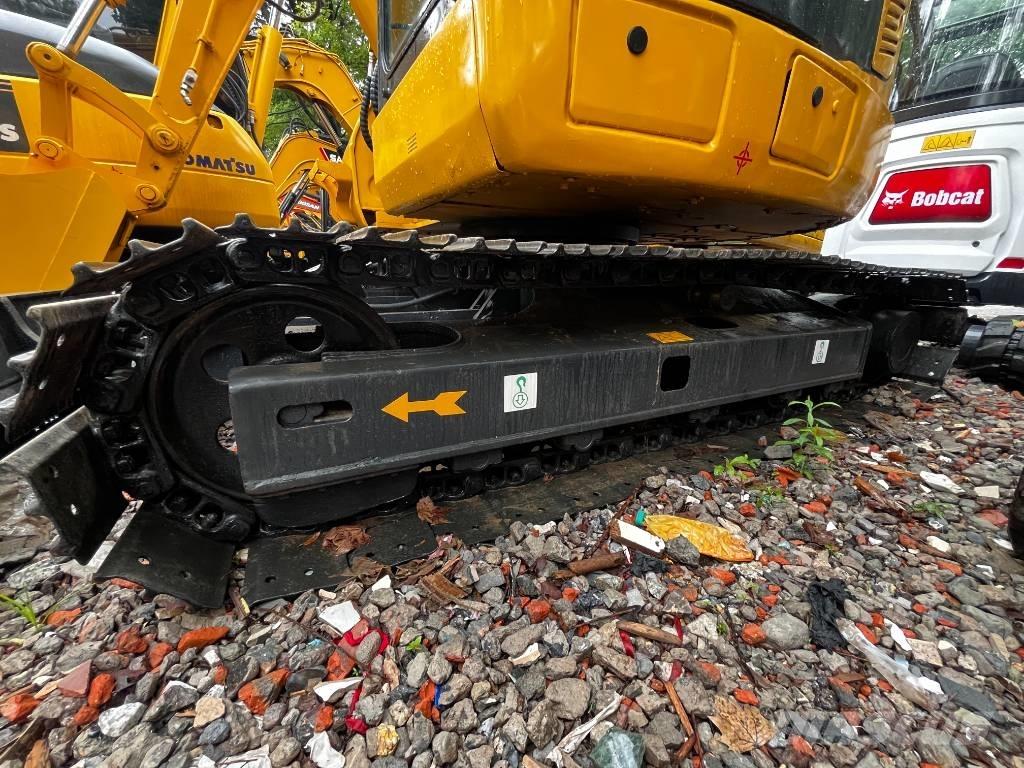 Komatsu PC 78 US 중형굴삭기 7톤-28톤