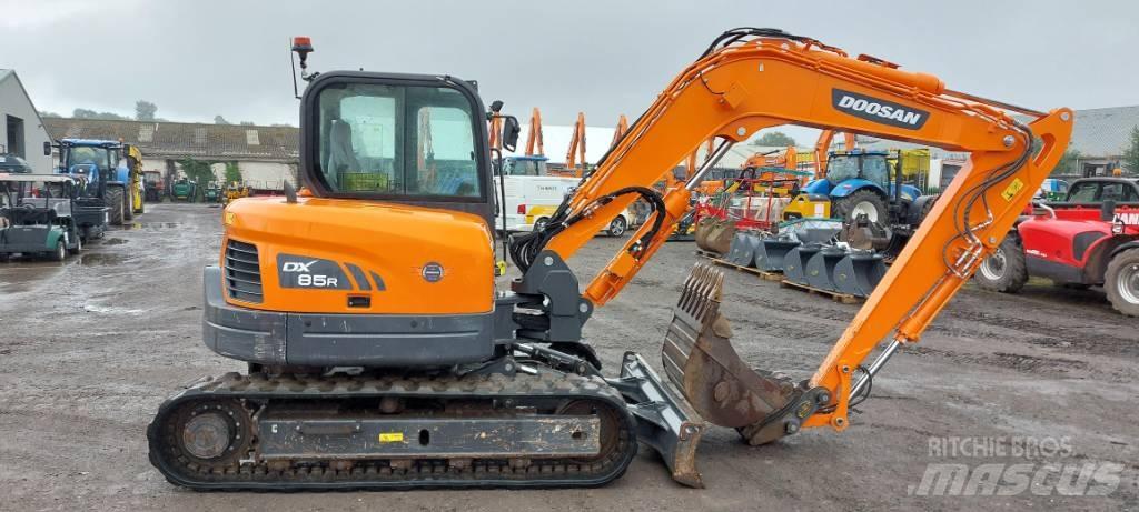 Doosan DX85-3 소형 굴삭기 7톤 미만