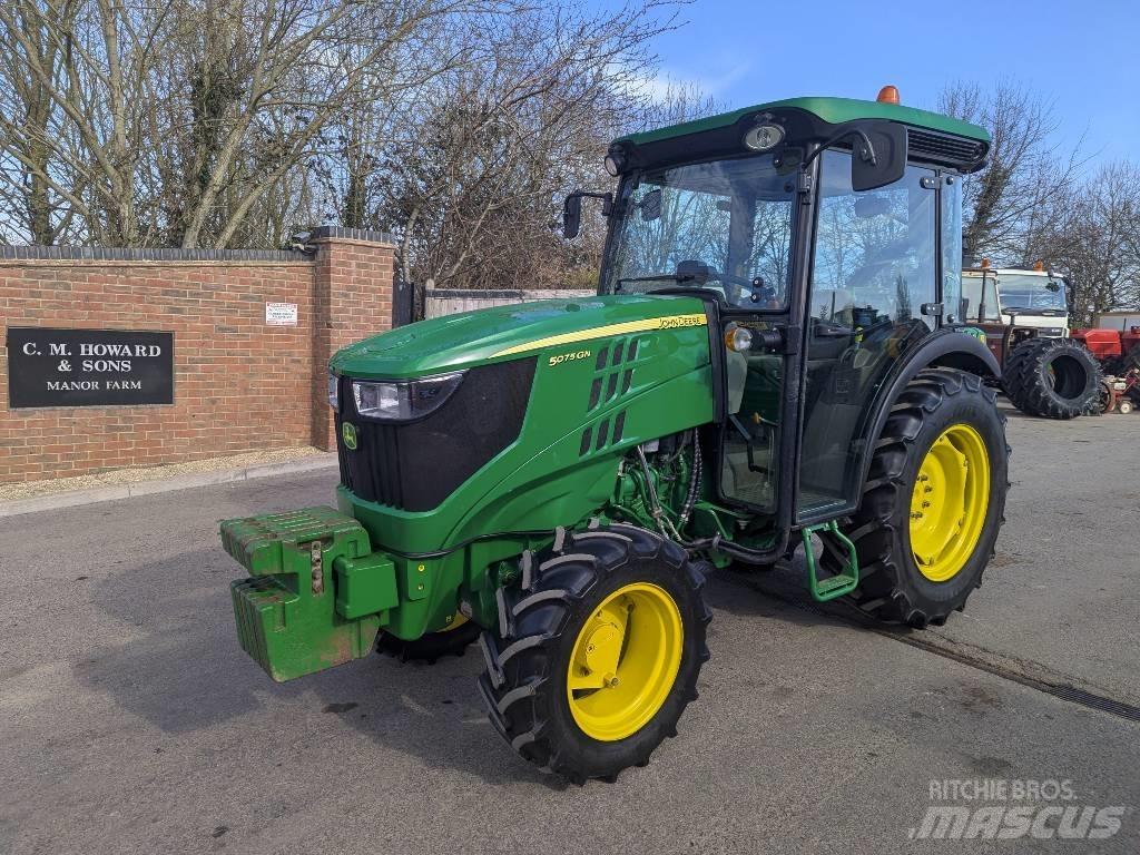 John Deere 5075GN 트랙터