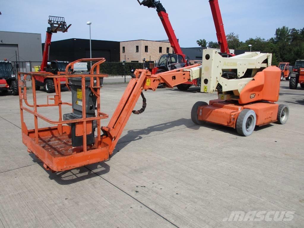 JLG E400 AJPN (745) 자주식 고소작업대