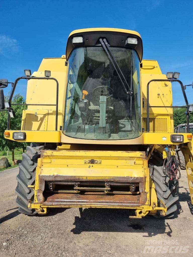 New Holland TX 68 콤바인 수확기