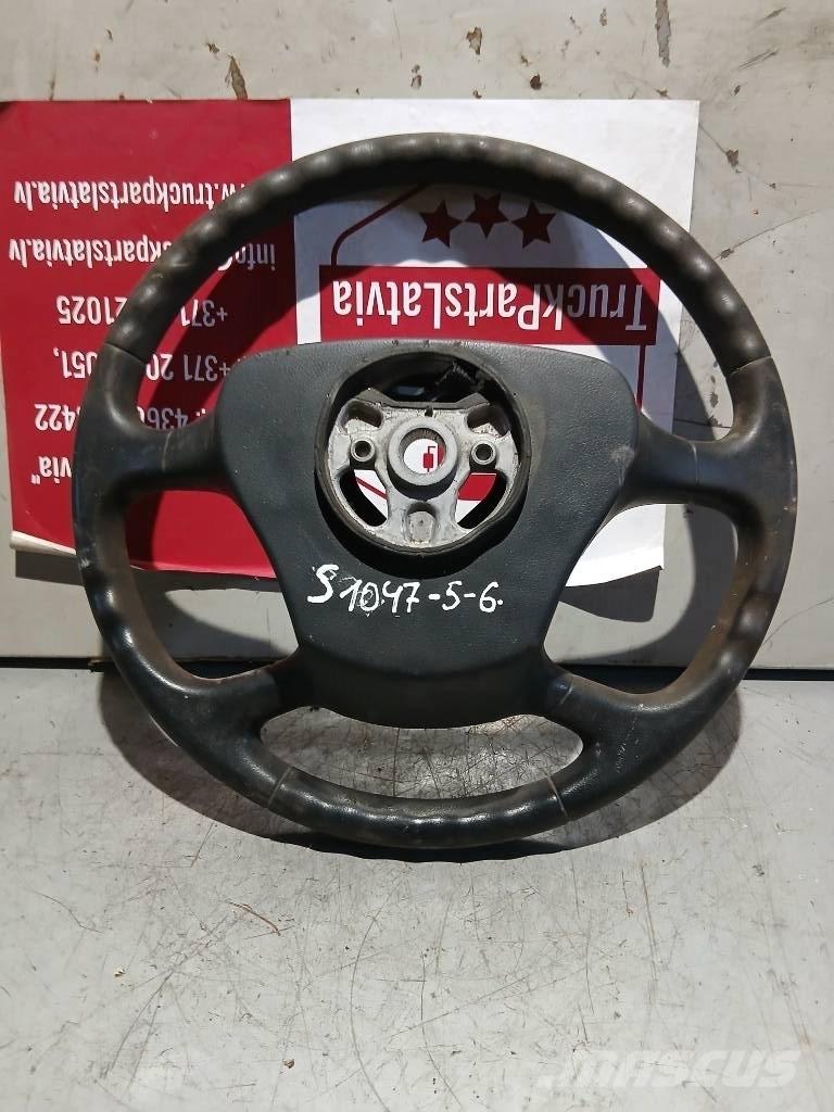 Scania P 420   1495393 캐빈 및 인테리어