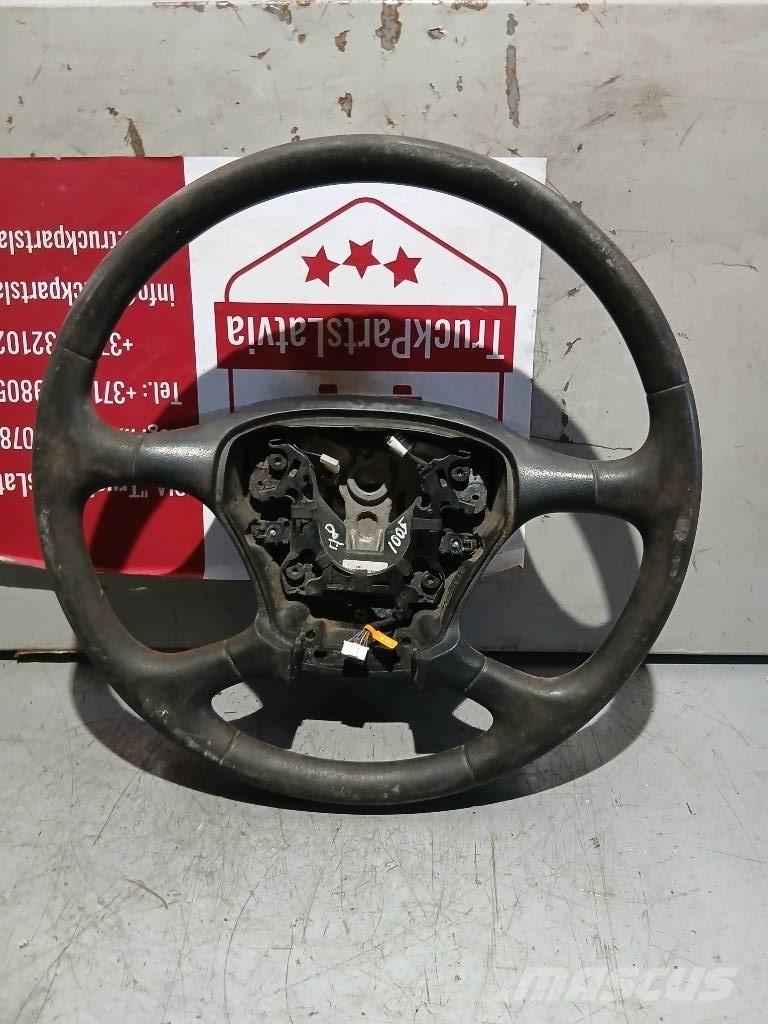 Scania P 420   1495393 캐빈 및 인테리어
