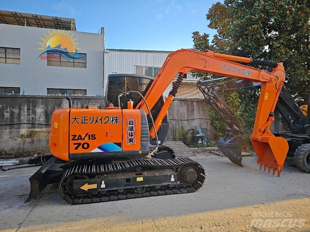 Hitachi ZX 70 중형굴삭기 7톤-28톤