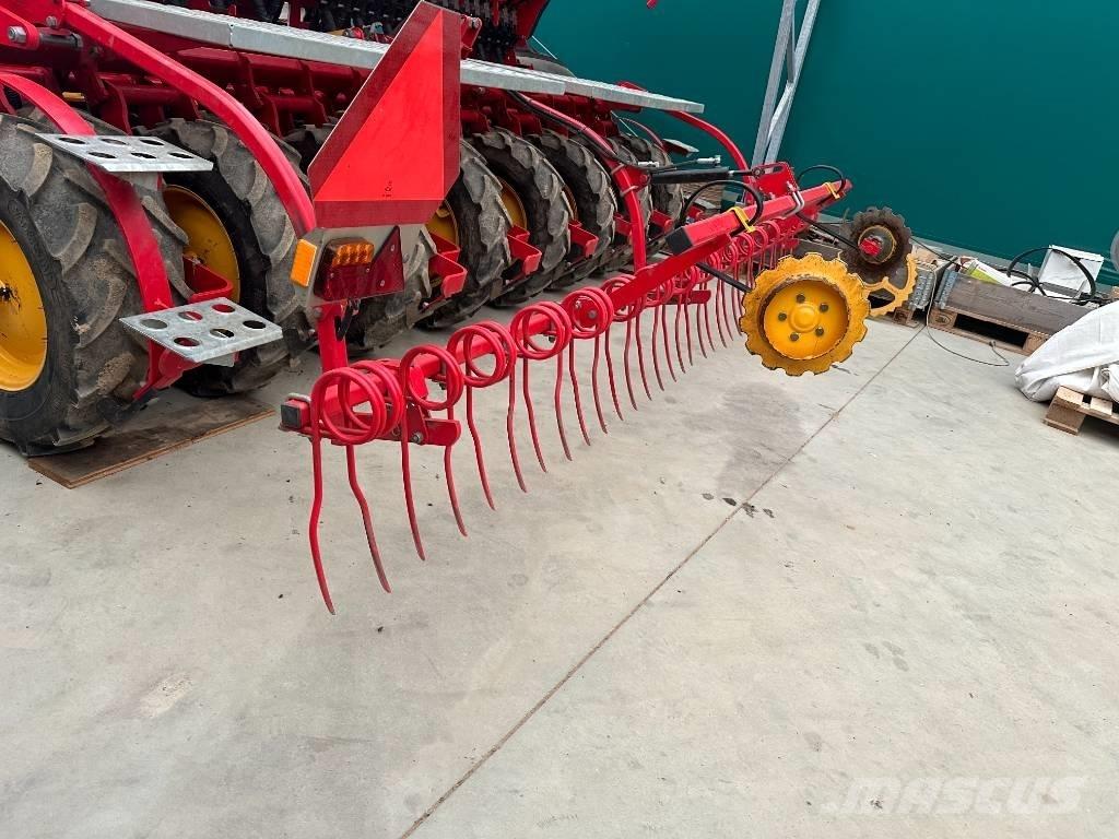 Väderstad Rapid 400C 드릴