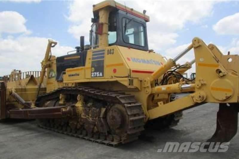 Komatsu D275A-5 크롤러 도저