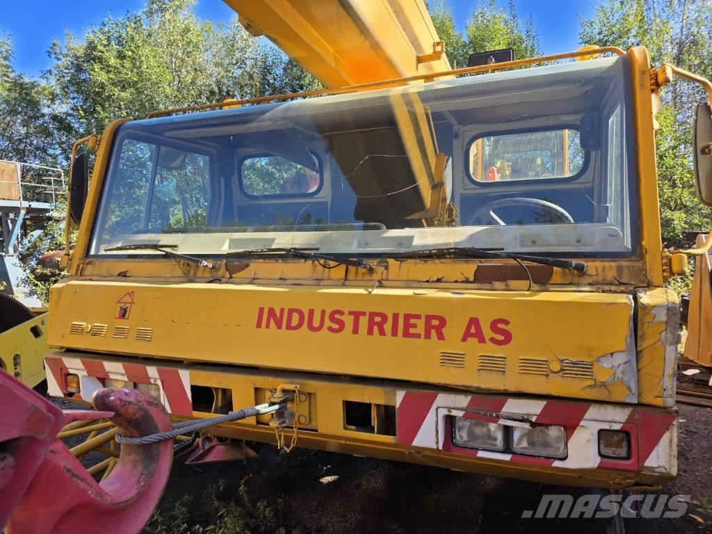 Faun RTF 40-3 A/T 크레인