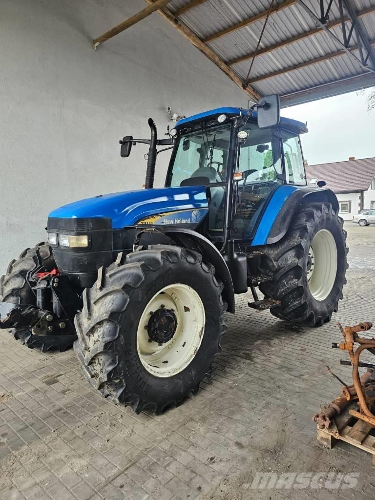 New Holland TM 140 트랙터