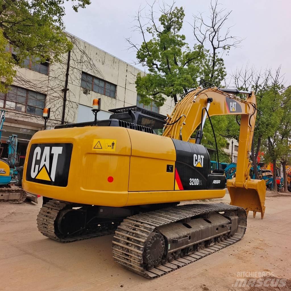 CAT 320 D2L 대형 굴삭기 29톤 이상