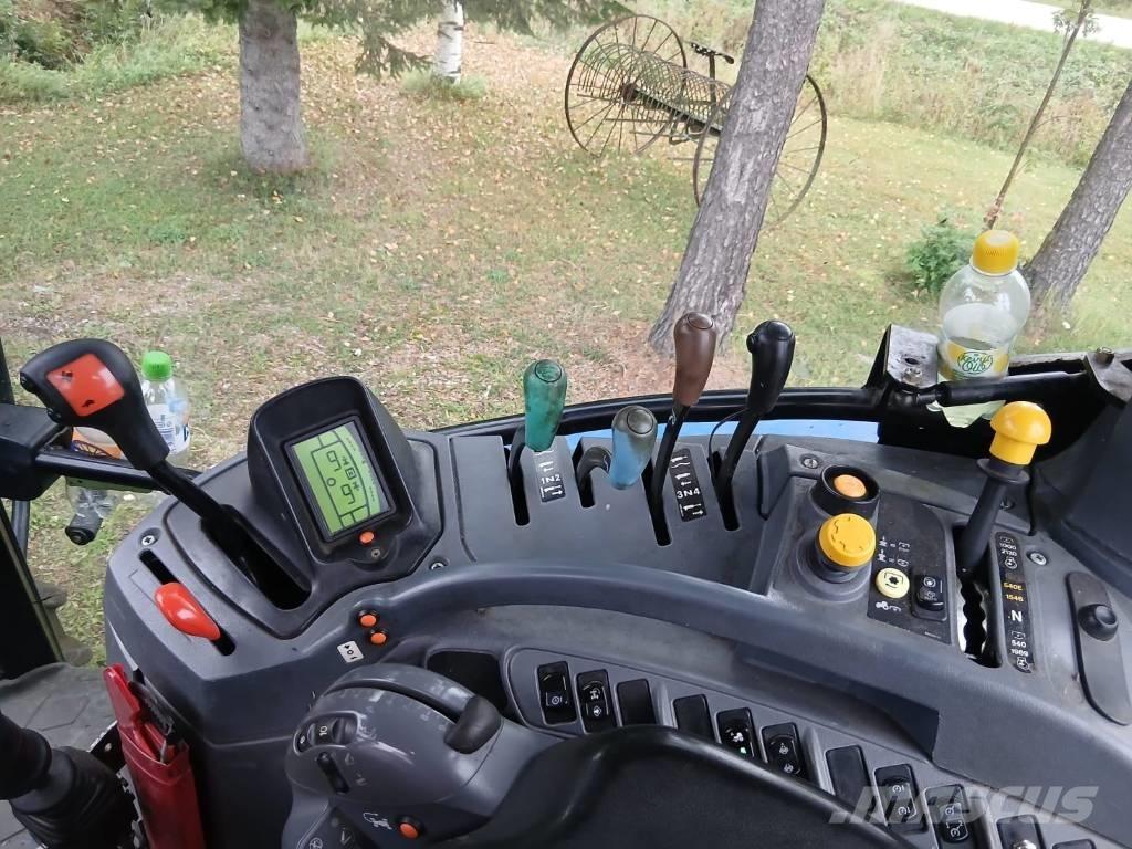 New Holland T 6040 트랙터