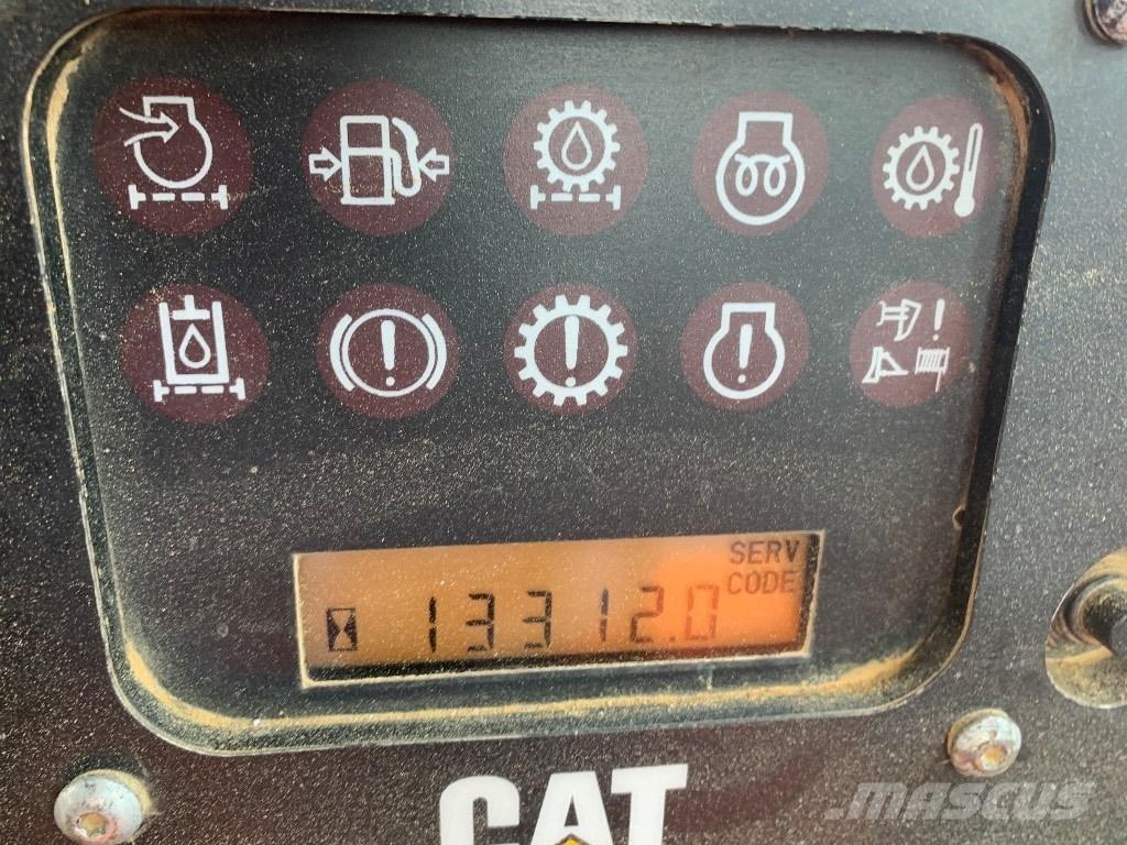 CAT D 6 T 크롤러 도저