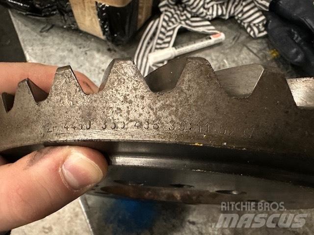 ZF 35:11 차축