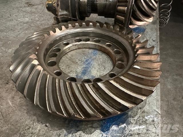 ZF 35:11 차축