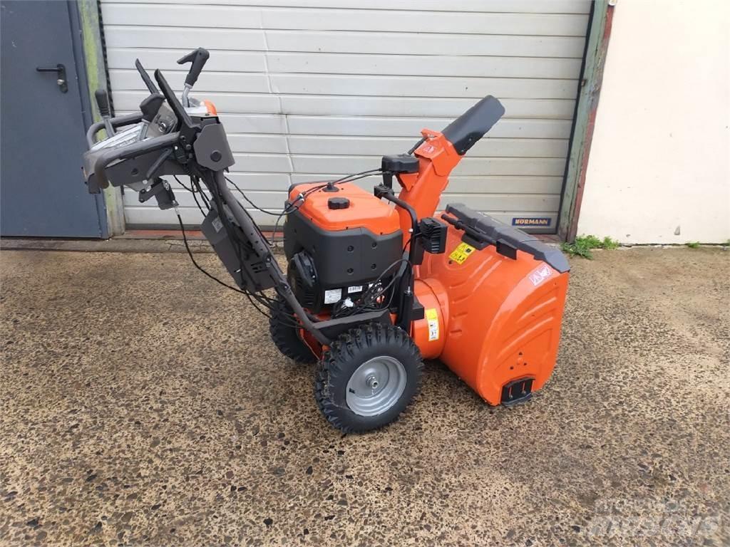 Husqvarna ST420 제설기