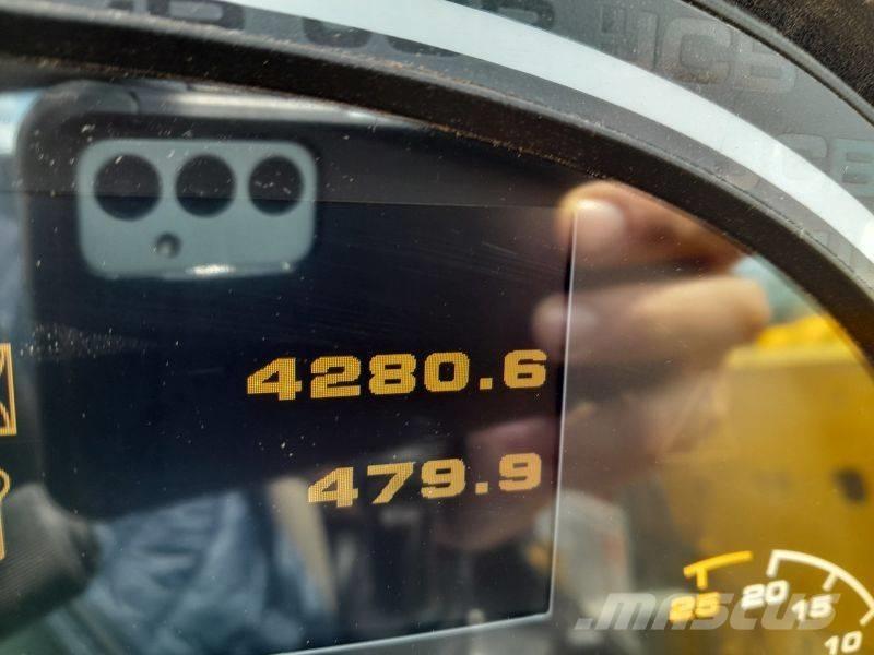 JCB 525-60 텔러 핸들러