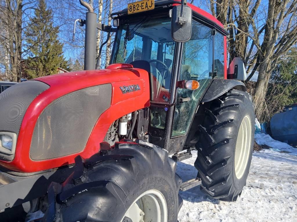 Valtra A 72 트랙터