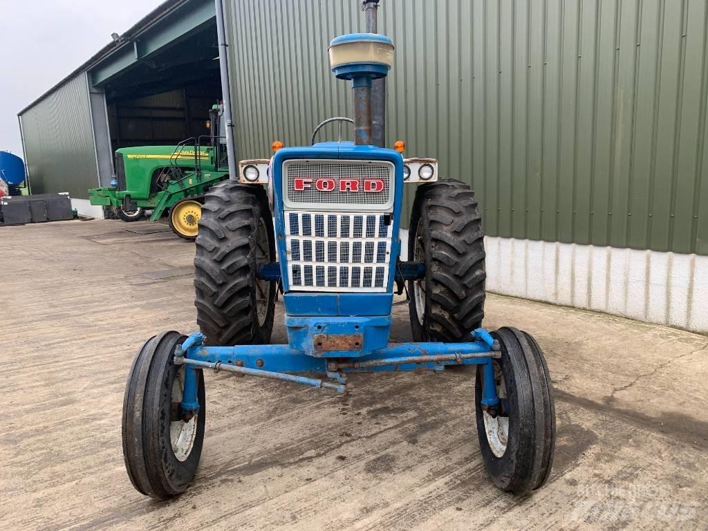 Ford 7000 트랙터
