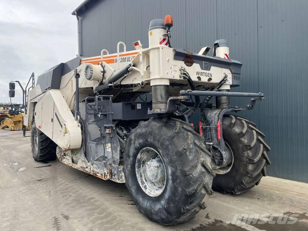 Wirtgen WR200XLi 토양 다짐기
