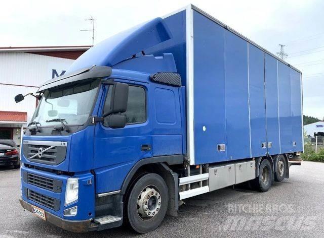 Volvo FM330 6x2 탑차 트럭