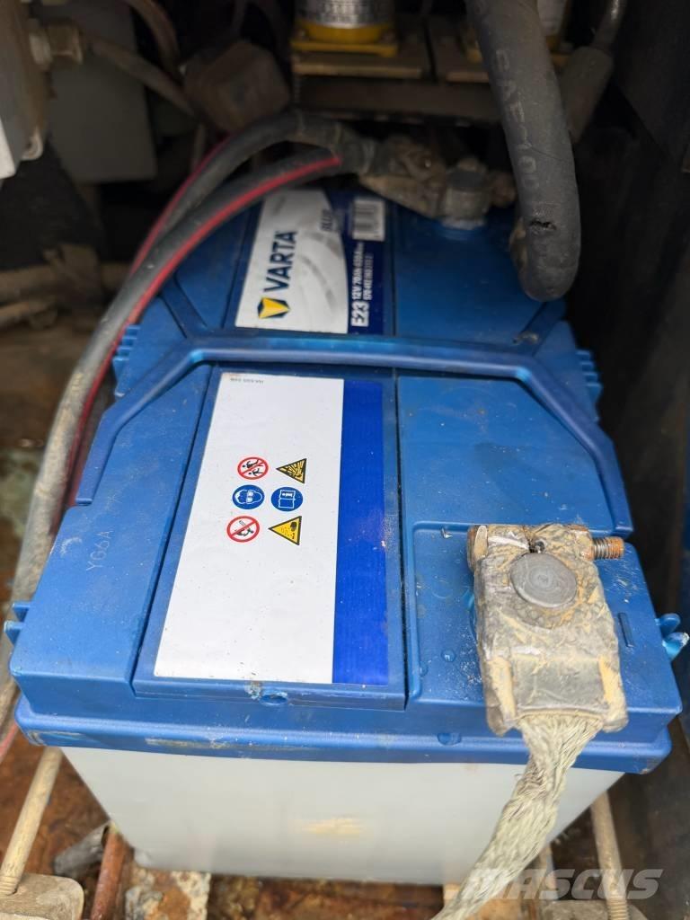 Aichi SR 12 B 견인식 전동이동 리프트