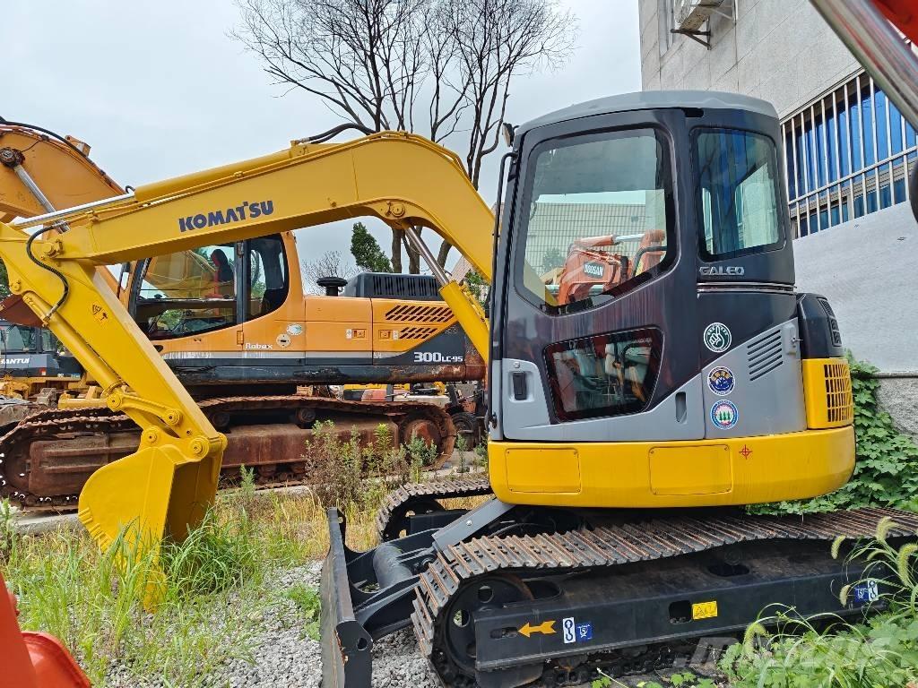 Komatsu PC 78 US 중형굴삭기 7톤-28톤