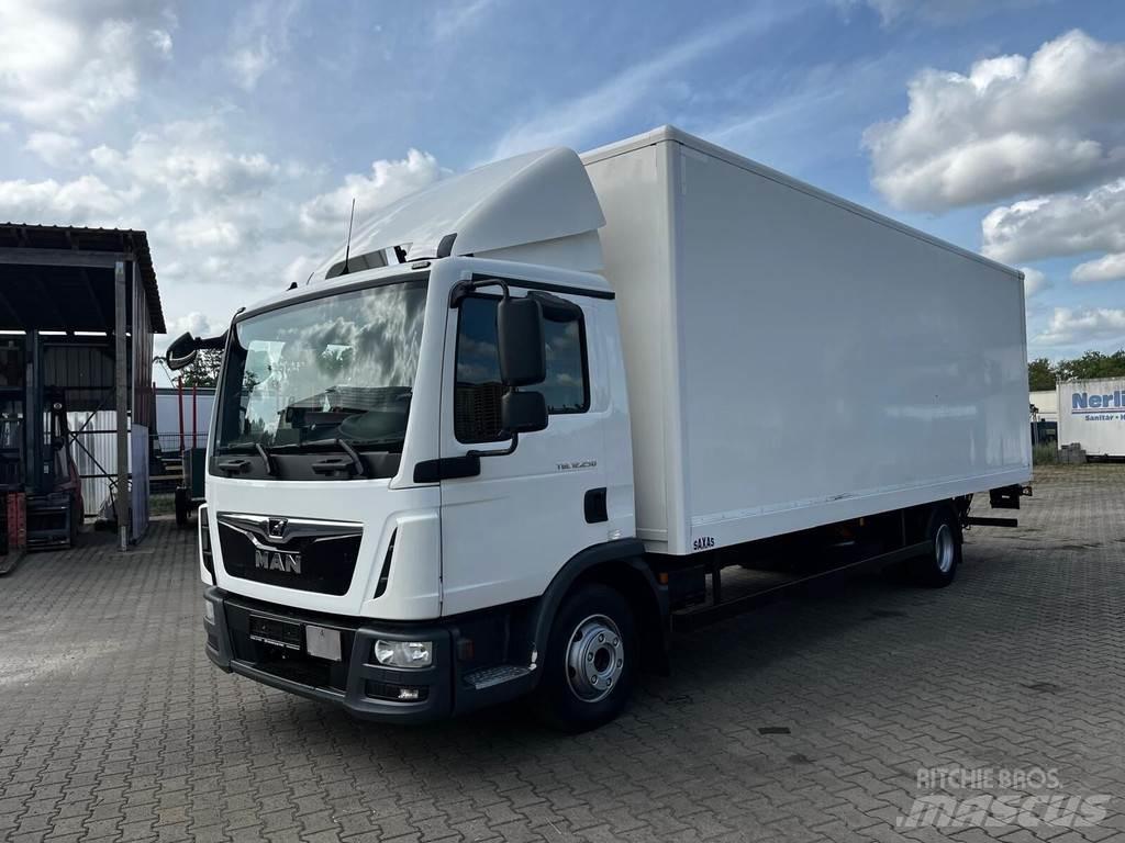 MAN TGL 12.250 탑차 트럭