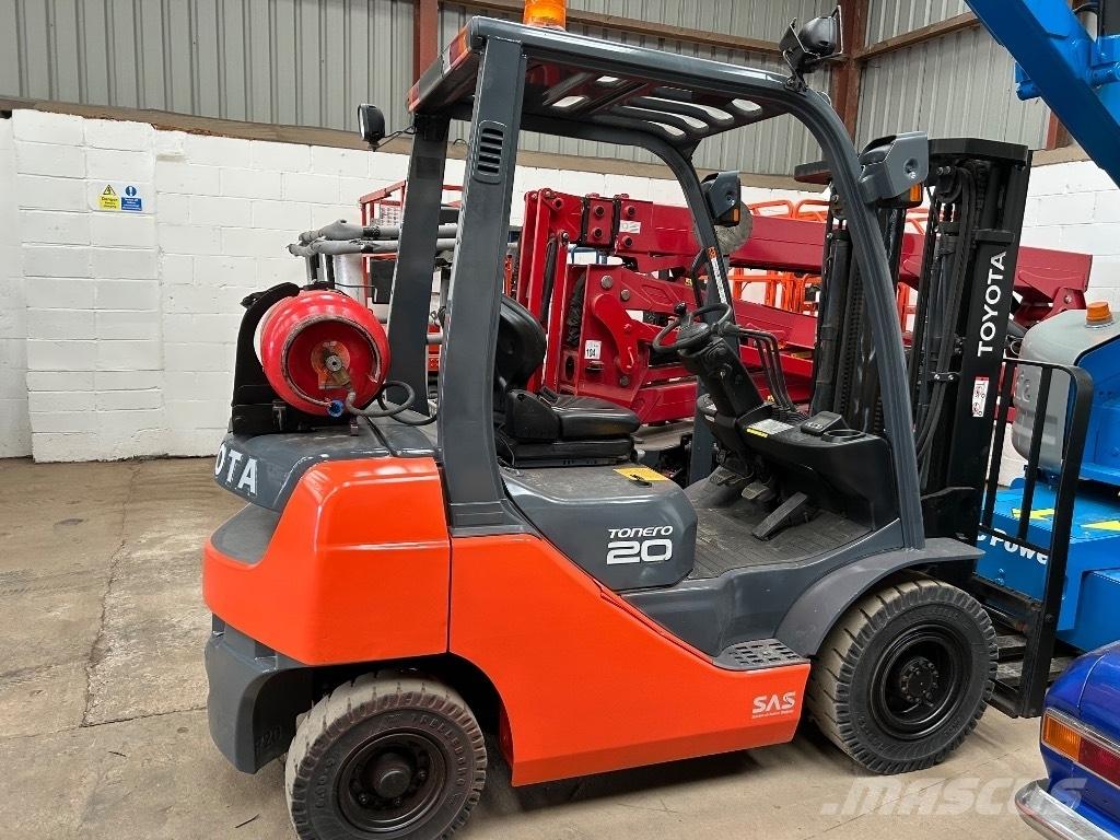 Toyota 02-8 FGF 20 LPG 지게차