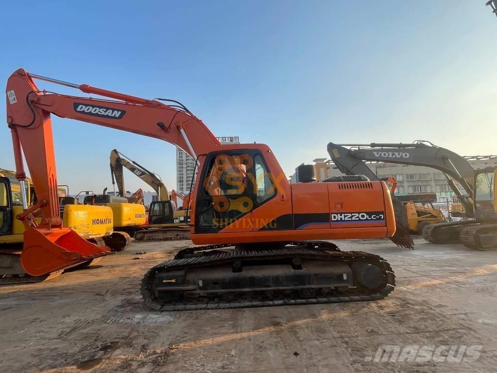 Doosan 220 LC-7 대형 굴삭기 29톤 이상