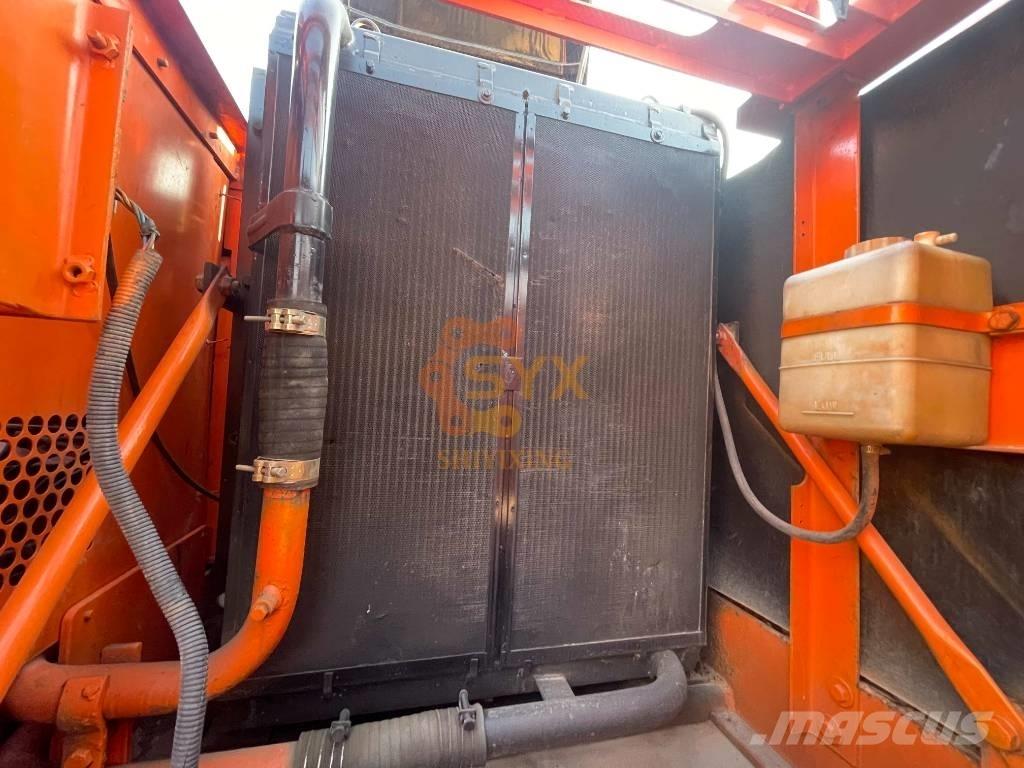 Doosan 220 LC-7 대형 굴삭기 29톤 이상