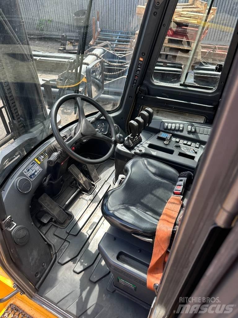 Hyundai 70 D-9 디젤 지게차
