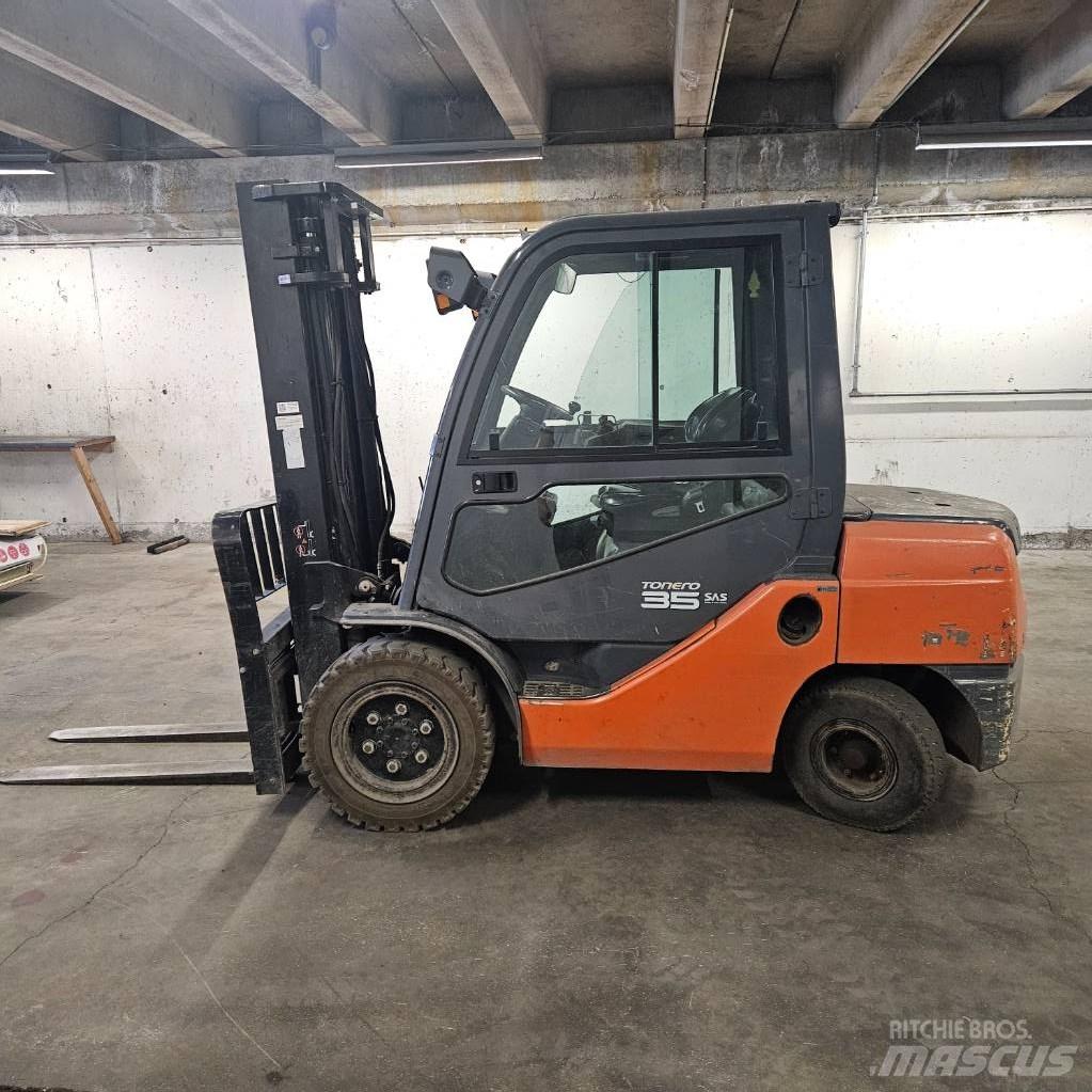 Toyota 52-8FDJF35 디젤 지게차