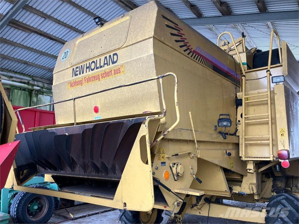 New Holland TX67 콤바인 수확기