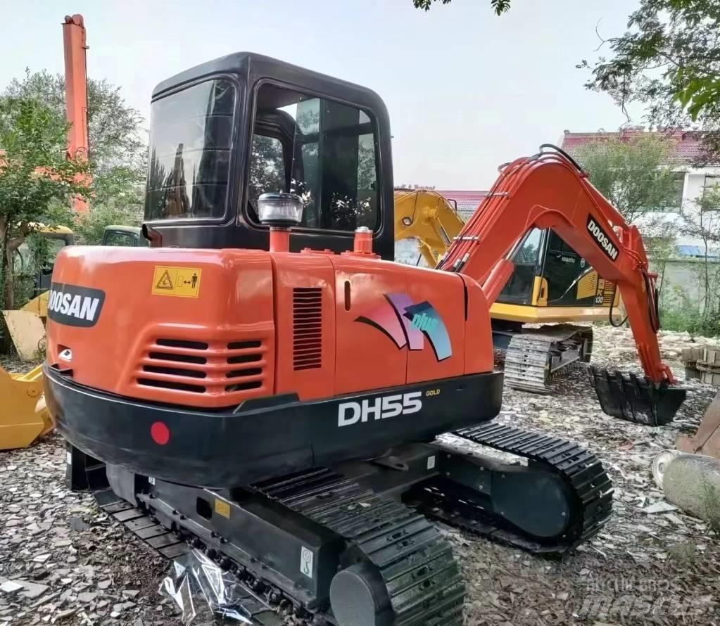 Doosan DH 55 소형 굴삭기 7톤 미만