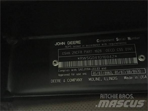 John Deere  캐빈 및 인테리어