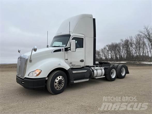 Kenworth T680 트랙터 유닛