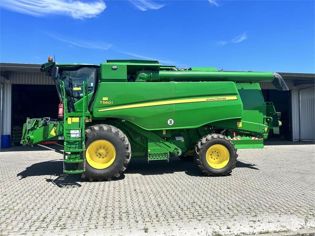 John Deere T560 콤바인 수확기